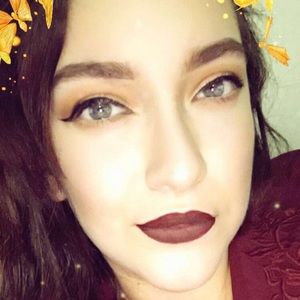 Meet your Posher, Daniela